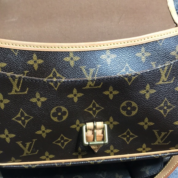 💎DISCONTINUED 💎CROSSBODY LOUIS VUITTON SOLGNE - Picture 15 of 16
